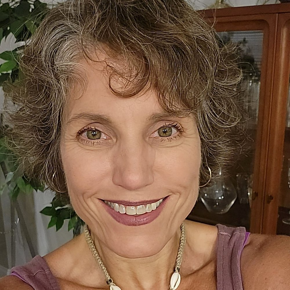 Meet your Posher, Deborah